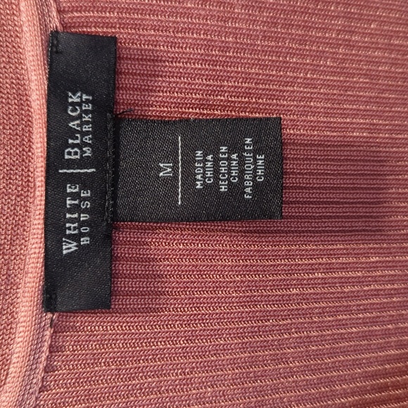 White House Black Market short sleeve ribbed top. Size M - Picture 2 of 8